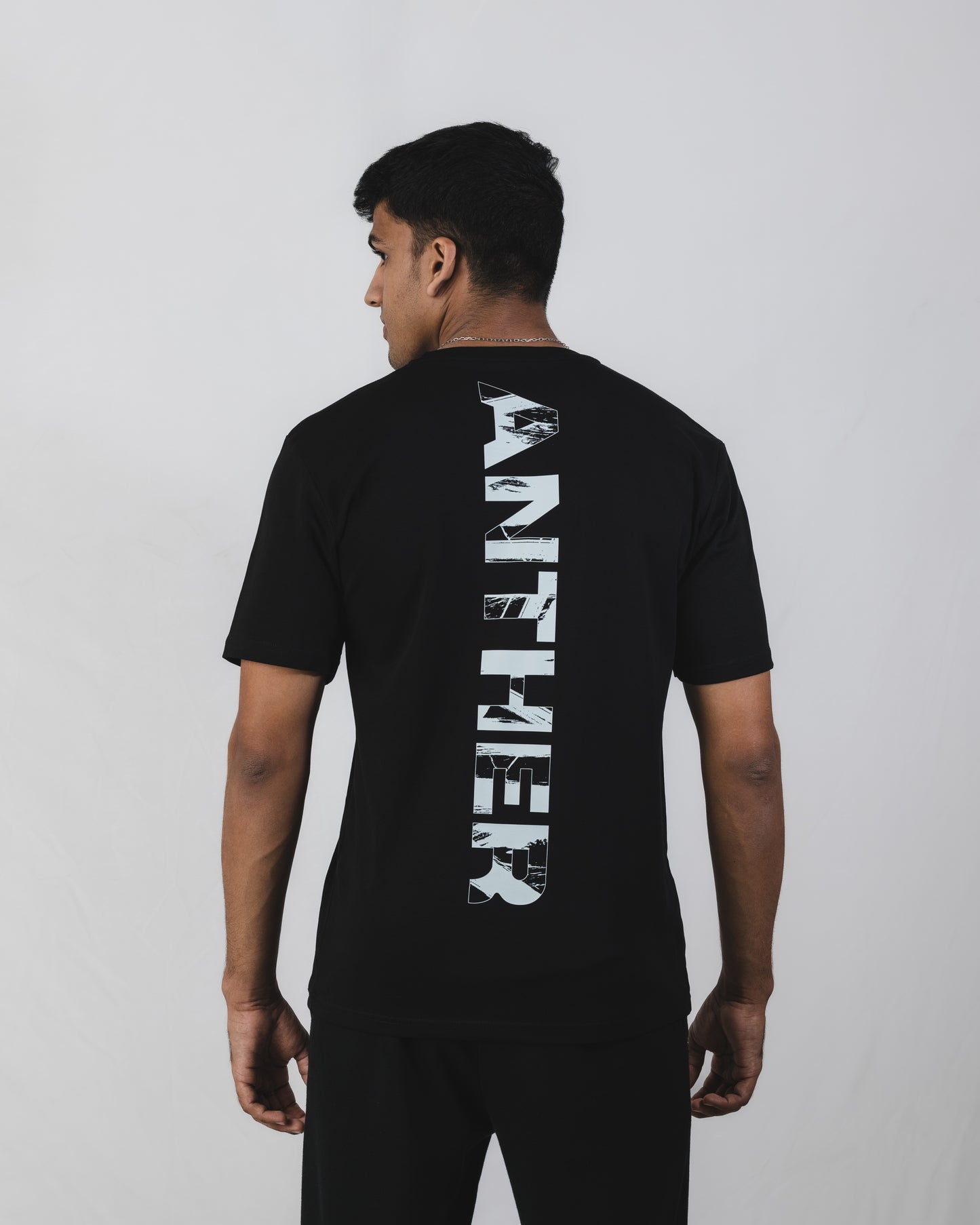 The Big Anther Tee Black