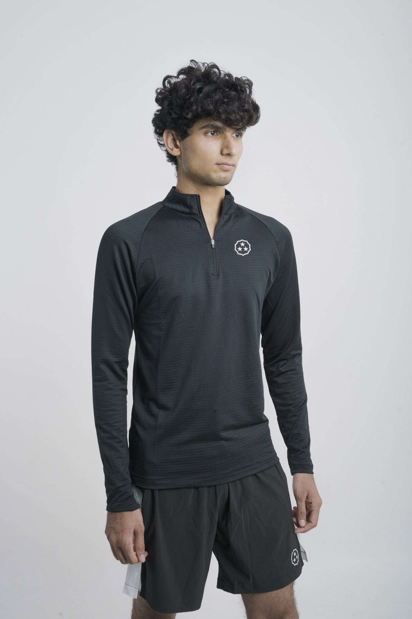 ANTHER Black Performance Pullover