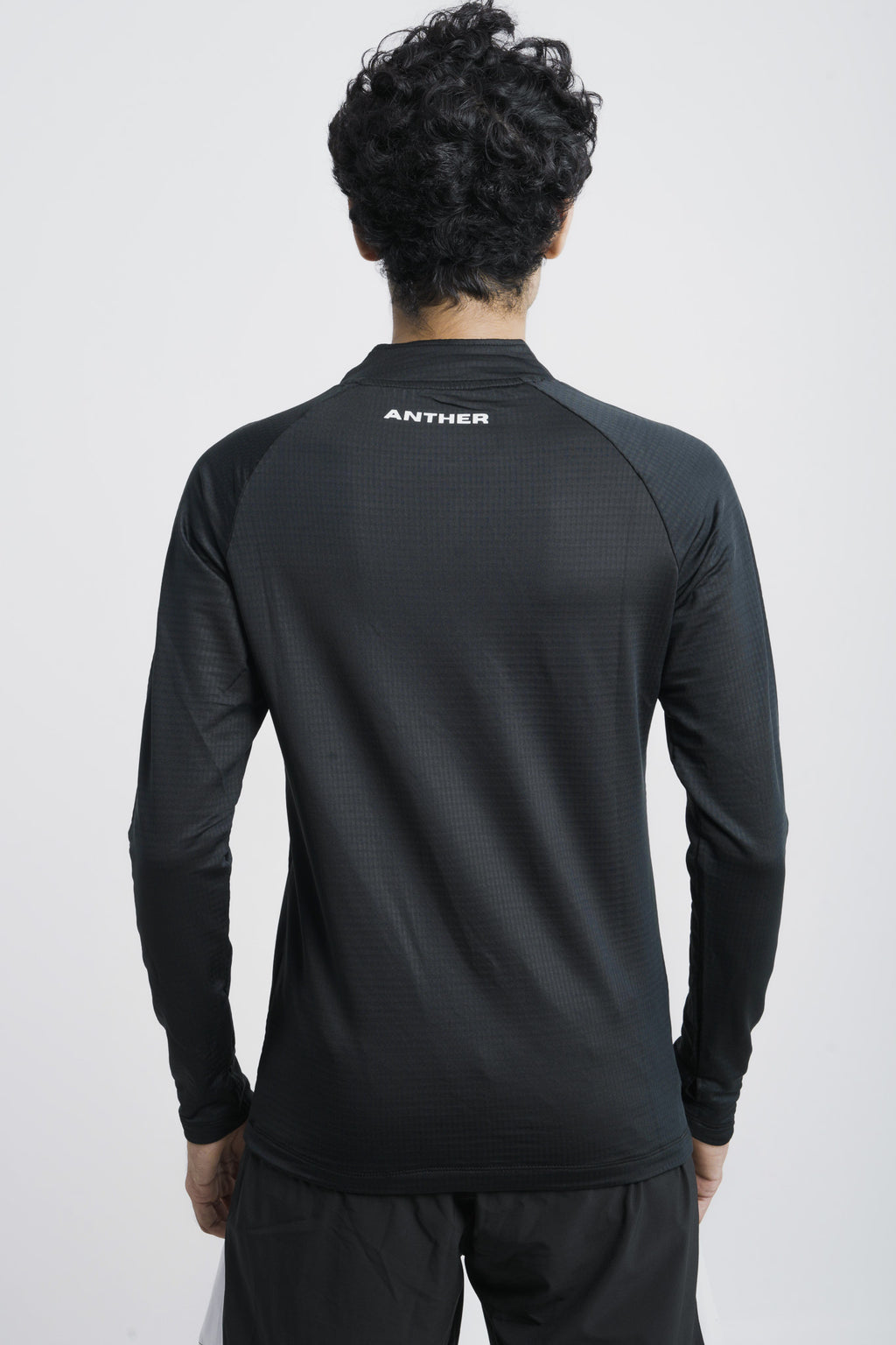 ANTHER Black Performance Pullover