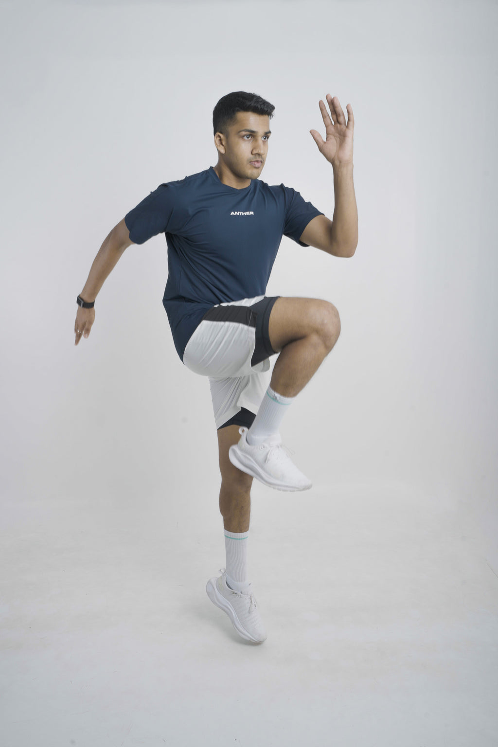ANTHER Navy Precision V-neck T-Shirt
