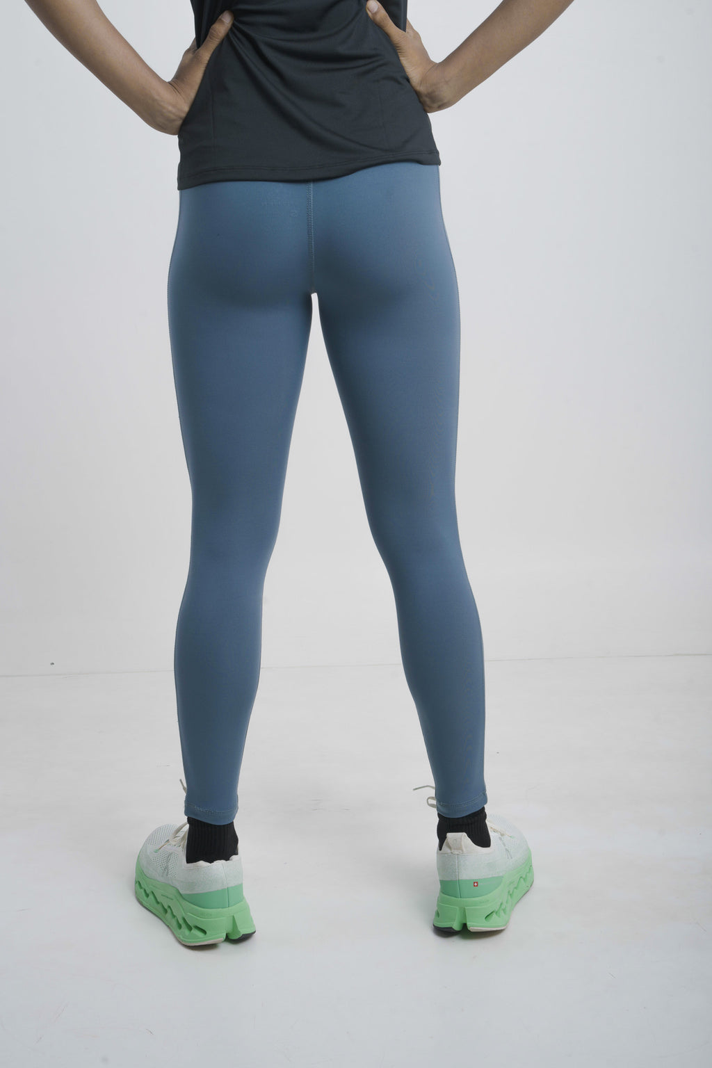 ANTHER Slate Blue Performance Leggings – Women's
