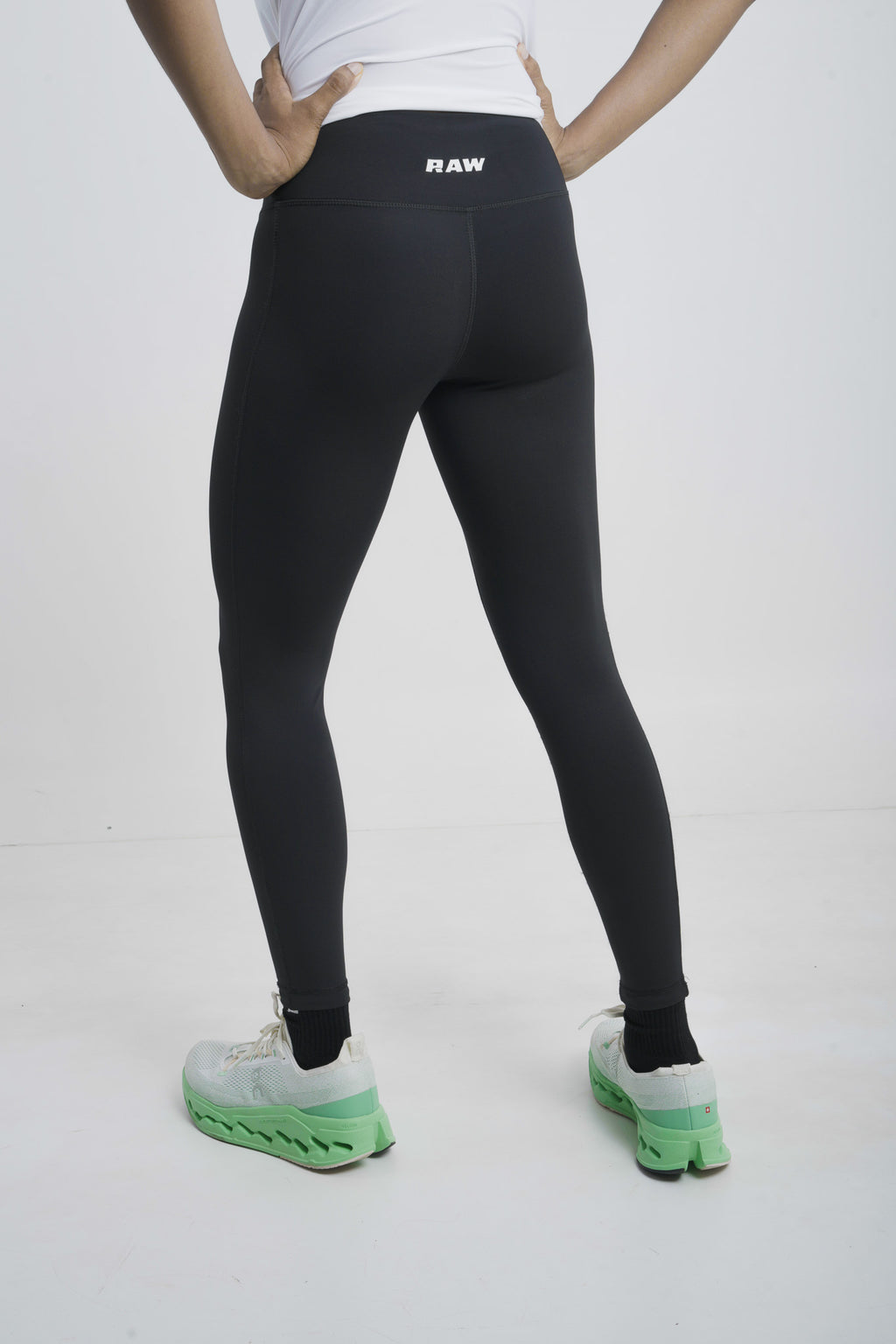 ANTHER Black Performance Leggings – Women's